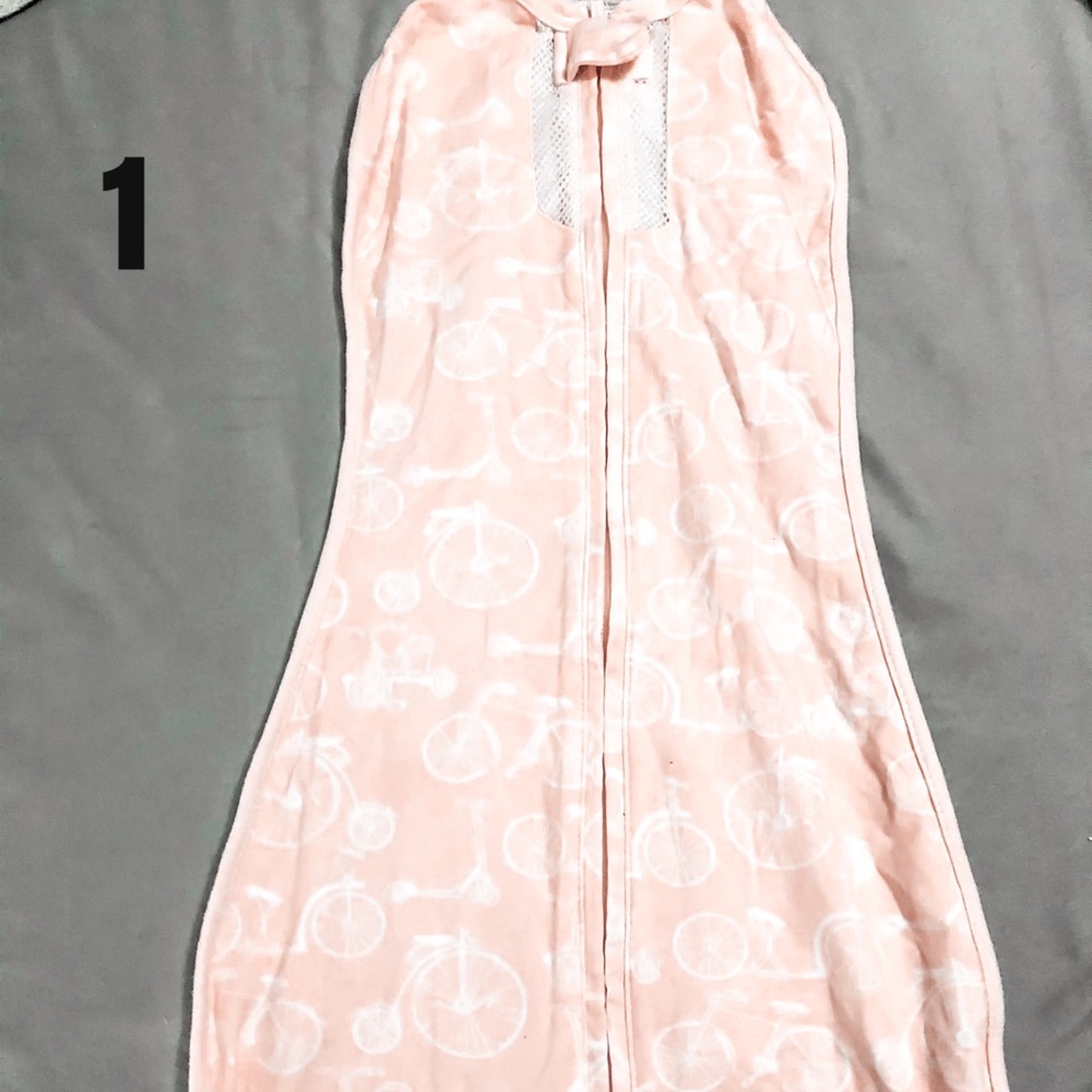 sleep sacks & swaddles